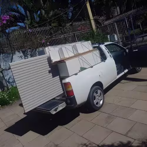 Detalhe do serviço de frete Beto Montagens - 3